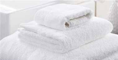 布草洗滌為什么會發(fā)黃，解決布草發(fā)黃問題的辦法